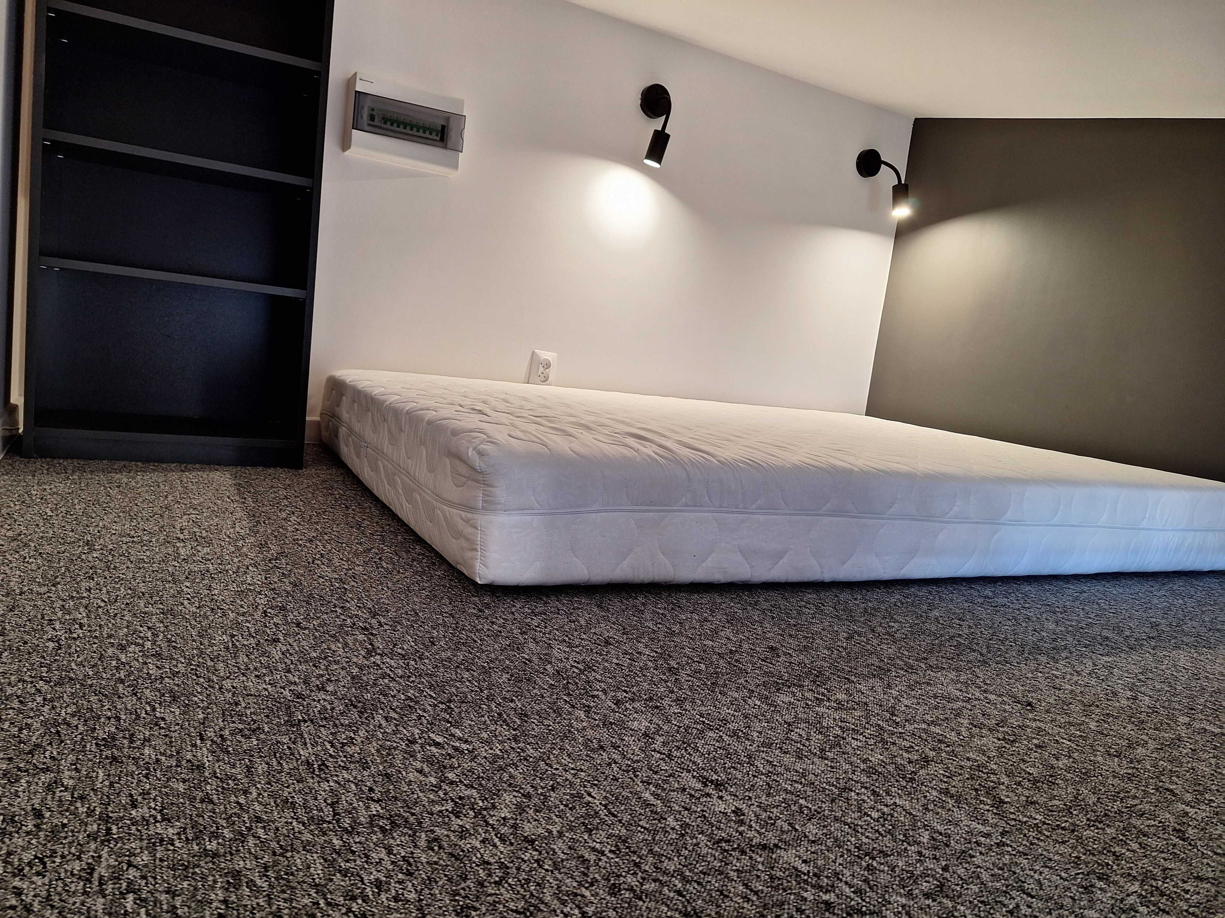 Modern Studio with Mezzanine in City Center