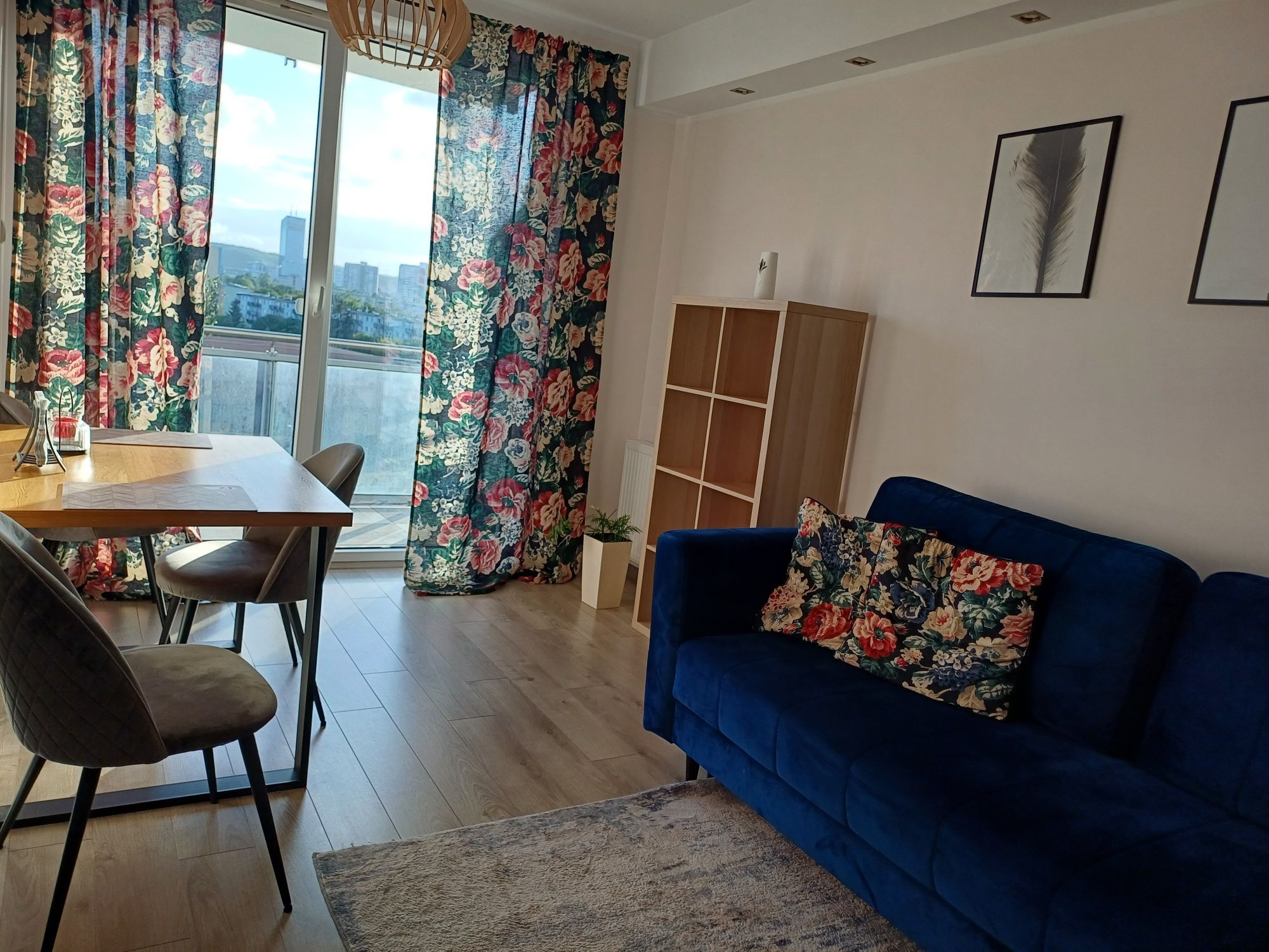 Cozy 2-Room Apartment Near Sea, 43m2, Modern Design