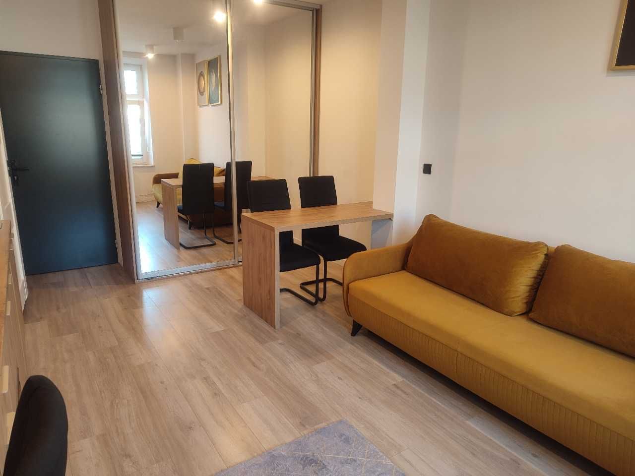 Cozy 20m² Studio Apartment Near City Center, Close to Market