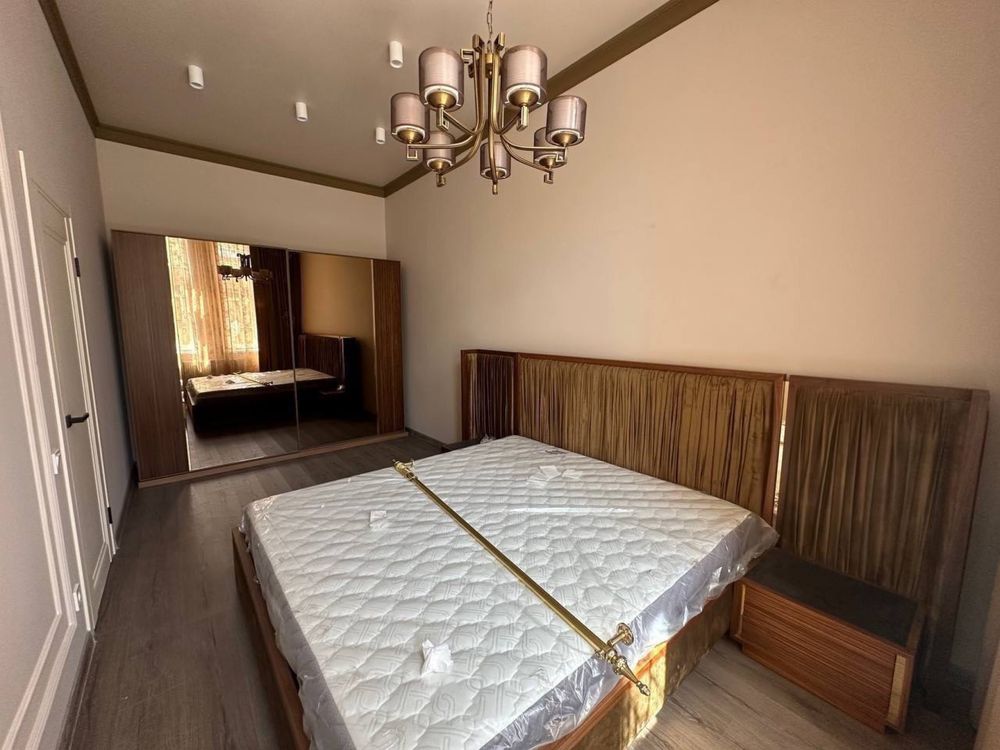 Designer 2-Room Apartment near Opera House