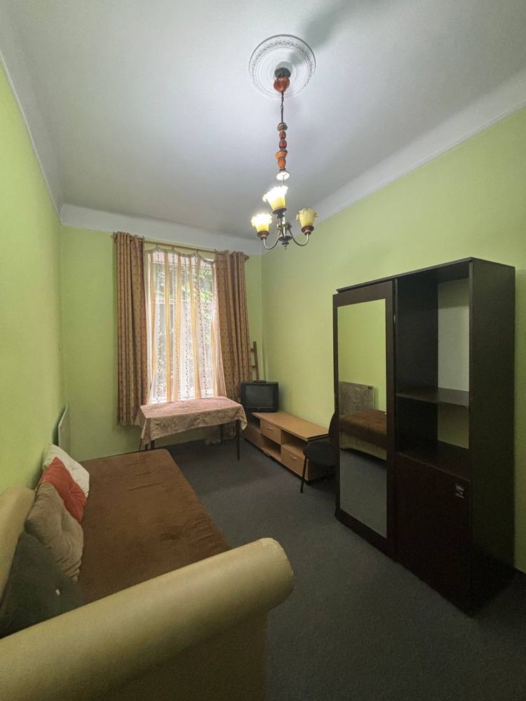 1-Room Apartment on Zamarstynovska Street, Central Location