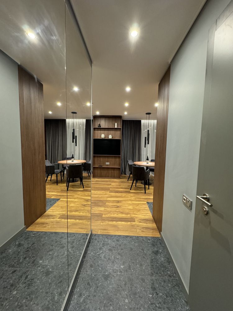 Stylish Modern 1-Bedroom Apartment in Darnytskyi District