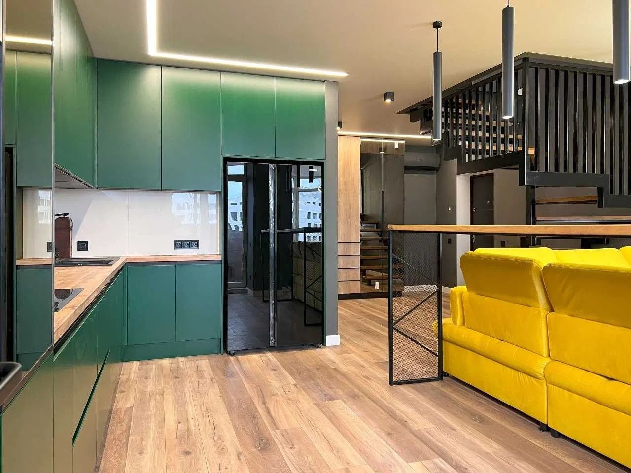Two-level apartment with designer renovation and separate rooms
