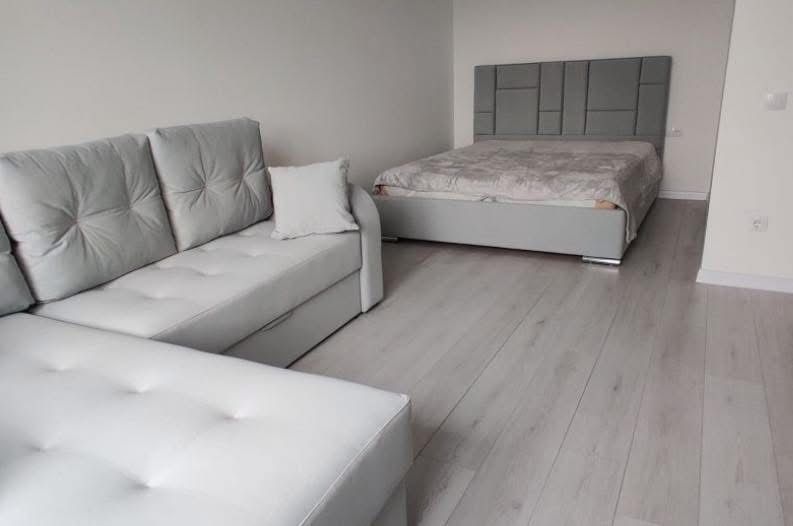 Spacious 1-Bedroom Apartment in Vodohrai Complex