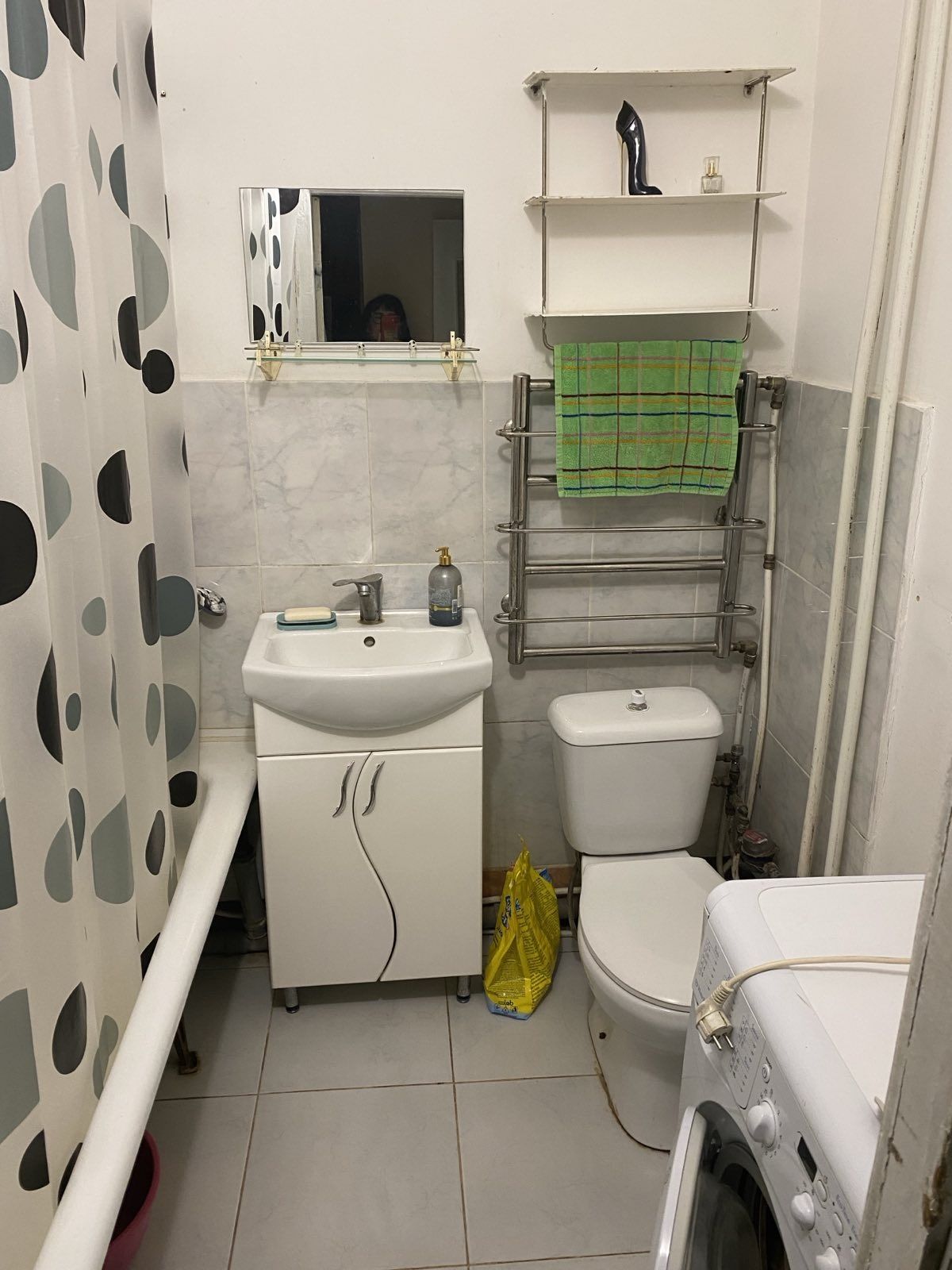 One-bedroom apartment with niche near Vocational School 48