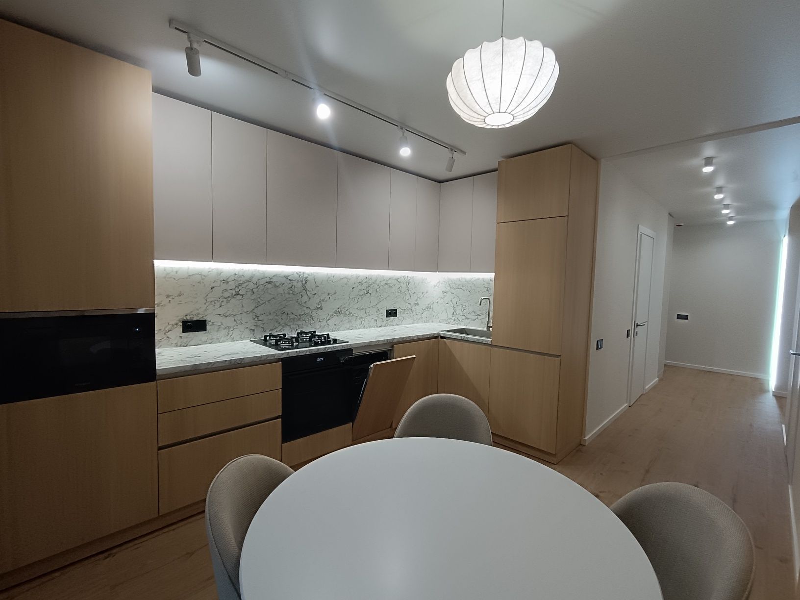 Spacious One-Bedroom Apartment in City Center, ЖК Фемелі Плаза