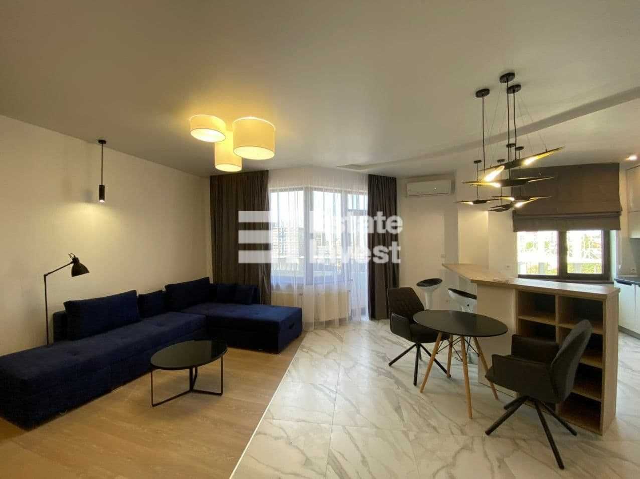 Modern 3-Bedroom Apartment with Designer Interior