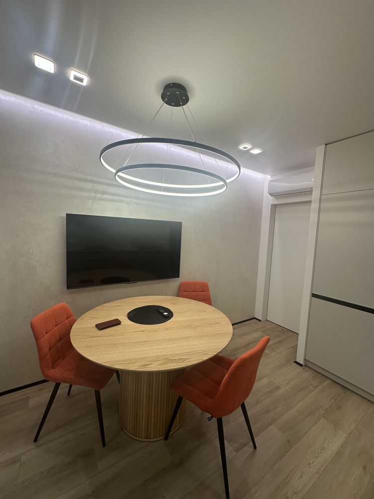 Modern 2-Room Apartment in Shevchenko Area, Lviv City Center