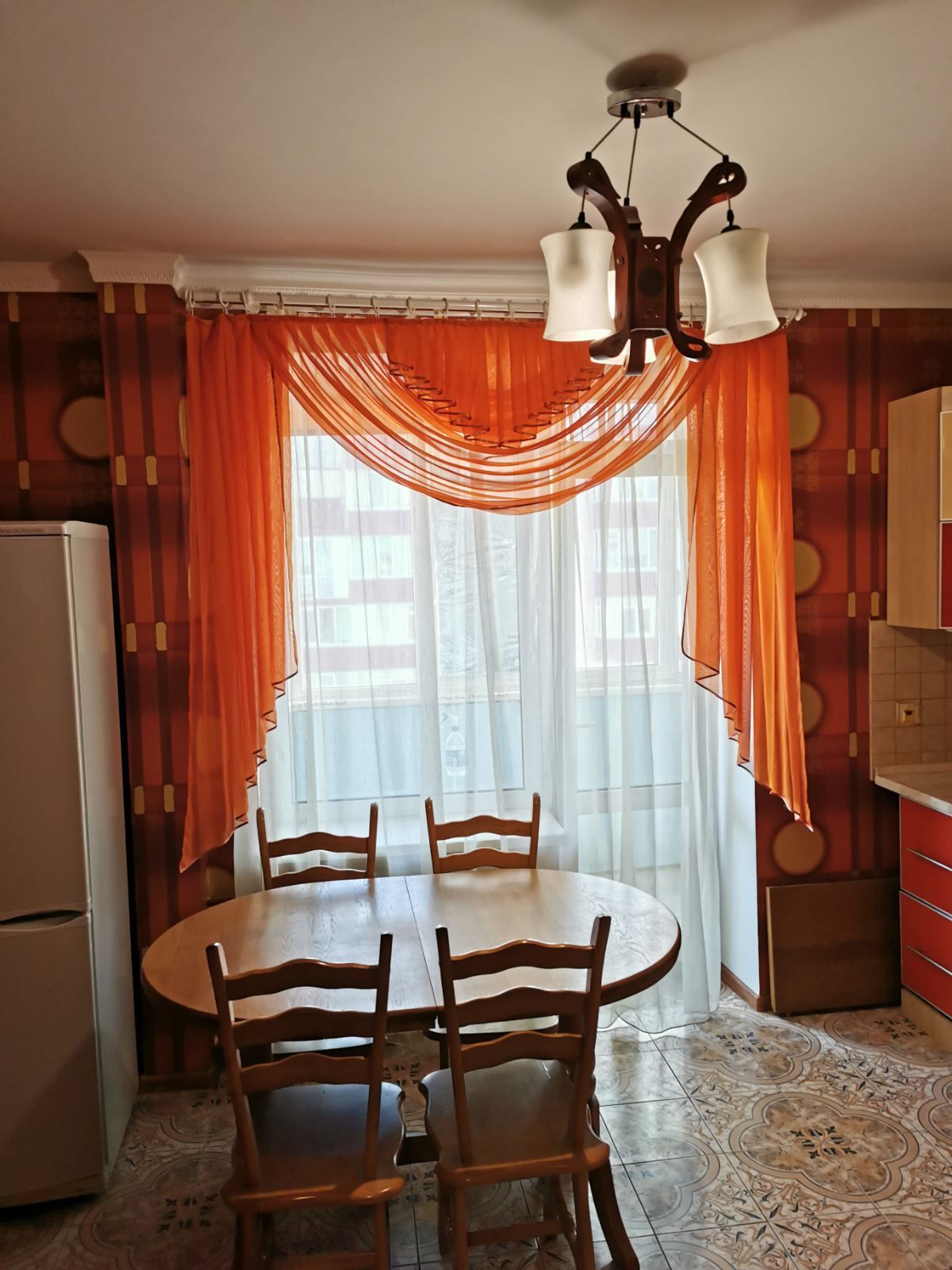 Modern 1-Bedroom Apartment Near Pine Forest