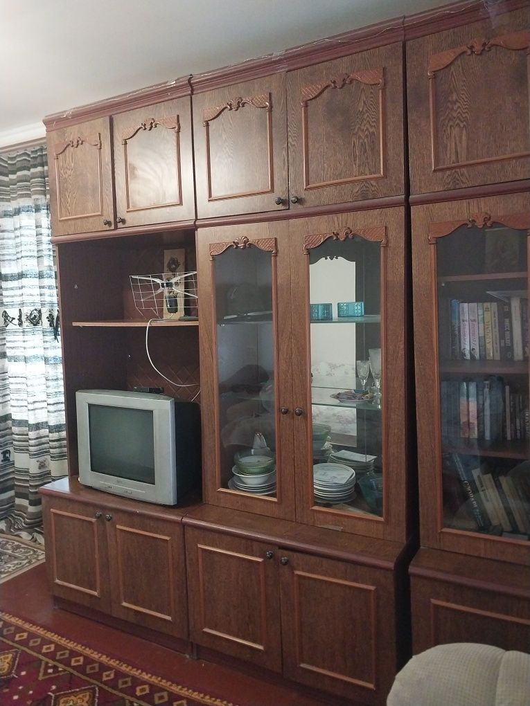 1-Room Apartment on Levoberezhny (Mira Avenue)