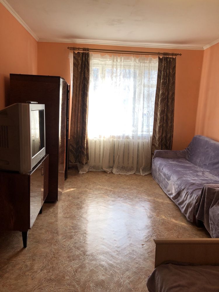Cozy 1-Bedroom Near Metro with Full Amenities