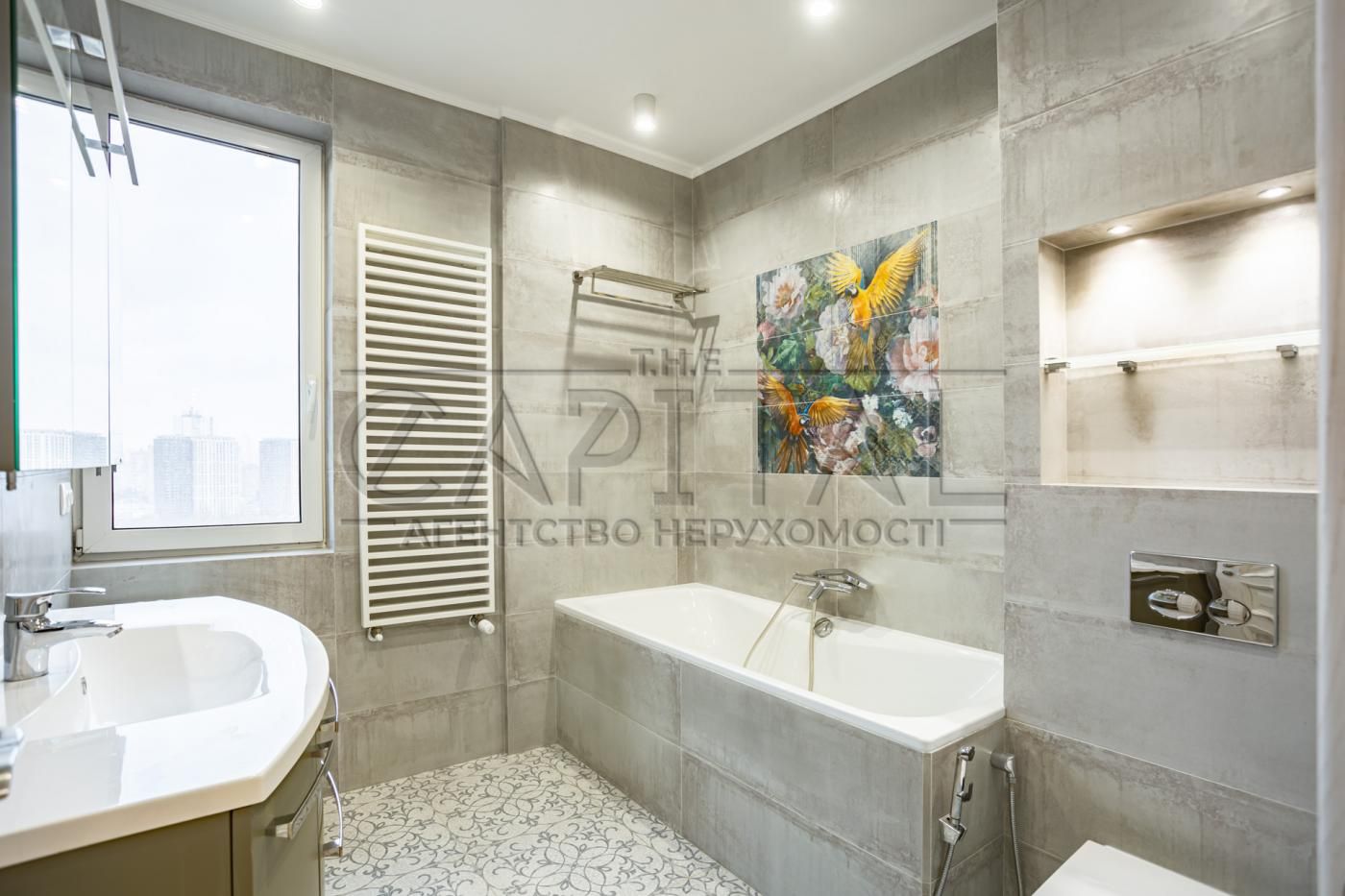 4-Room Riverside Apartment in Zarechny Complex