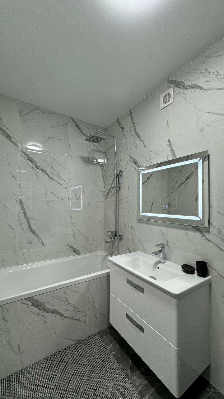 Modern Two-Room Apartment with Designer Renovation and Full Amenities