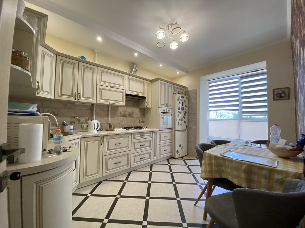 Fully Furnished 2-Room Apartment with Modern Amenities