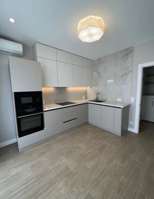 Spacious 1-Bedroom Apartment in Premium ЖК Parkland Complex