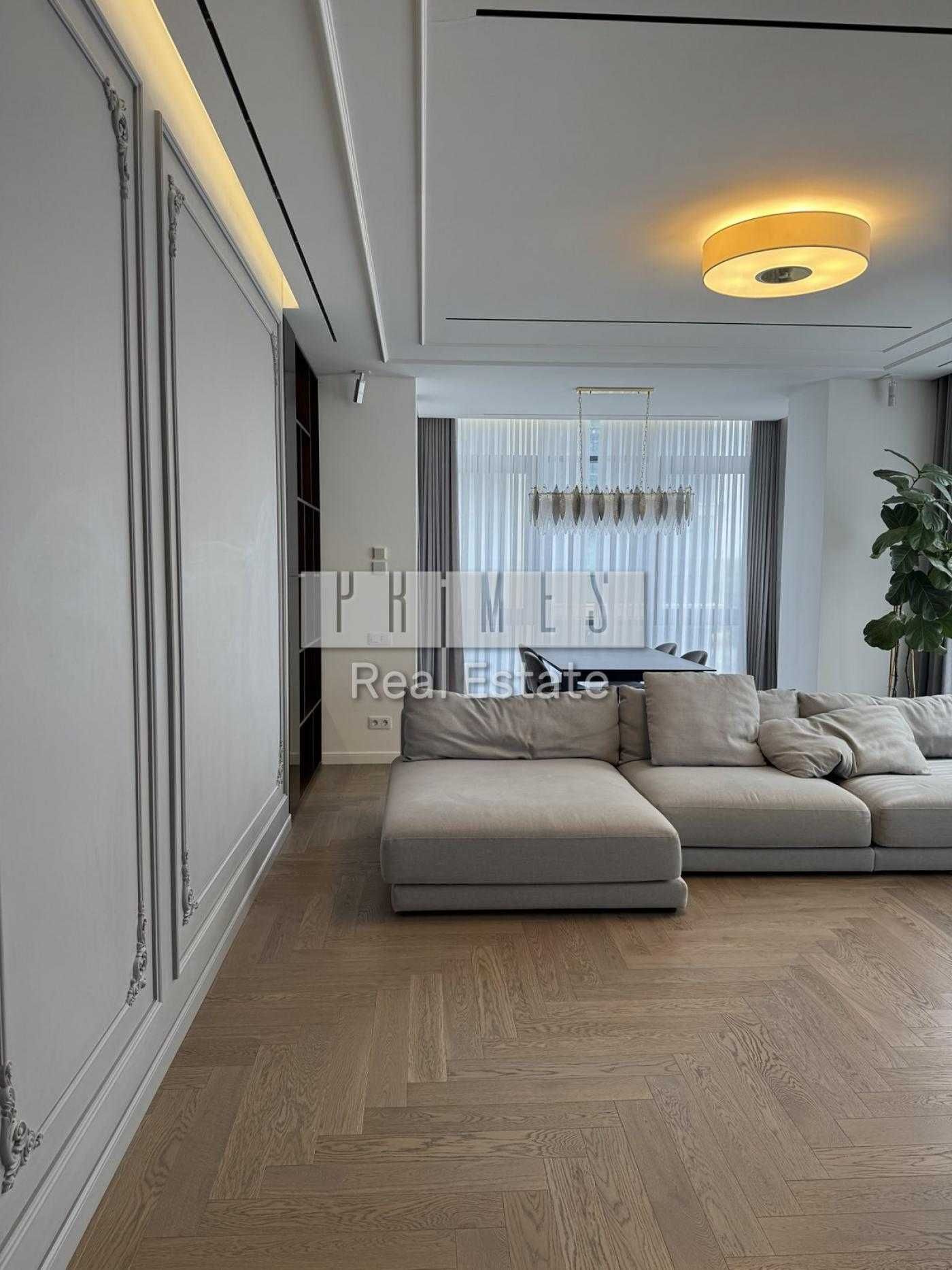 4-bedroom apartment in Novopecherskie Lipki residential complex