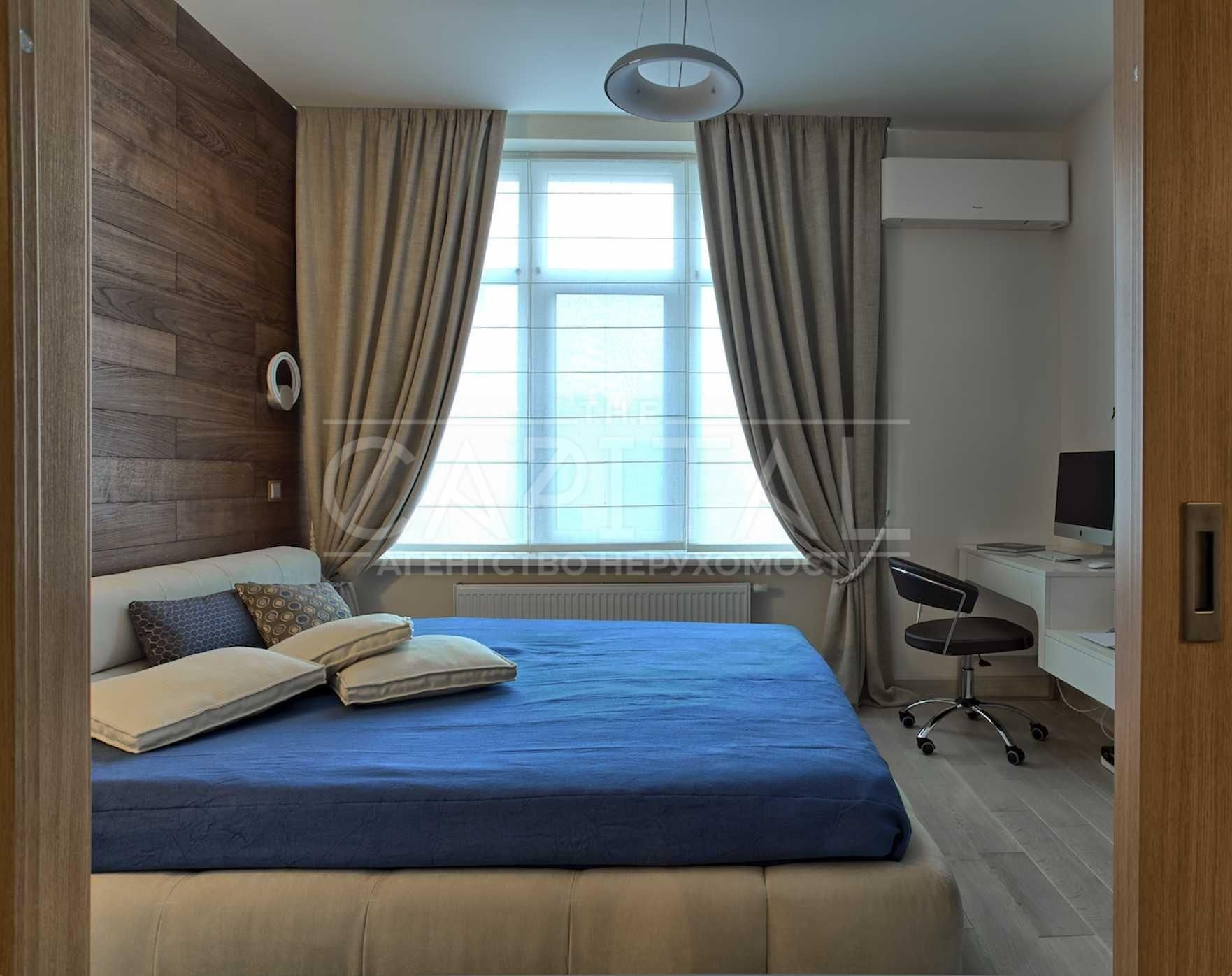 Stylish 3-Room Apartment in Novopecherski Lipki Complex, Pechersk District