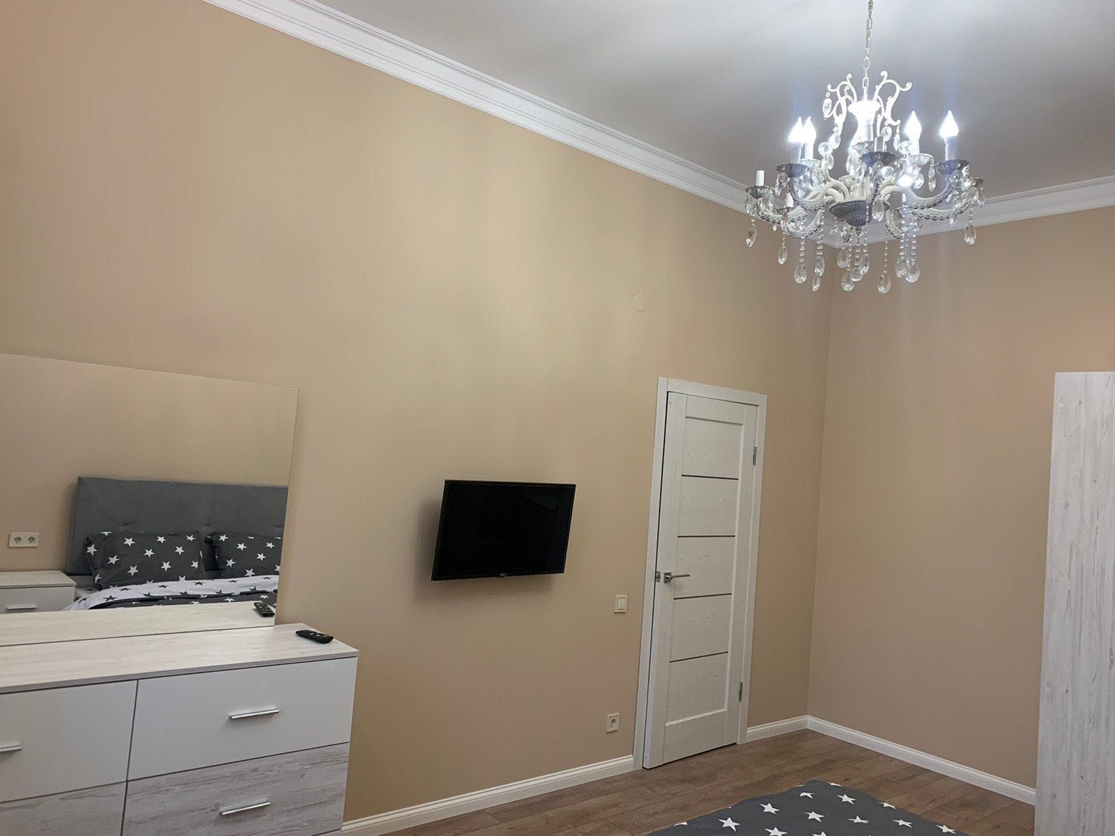 1-Bedroom Apartment with Designer Interior, Balcony, Pet-Friendly