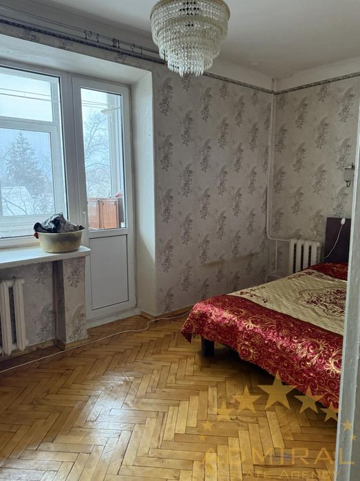 Furnished 2-bedroom apartment with balcony
