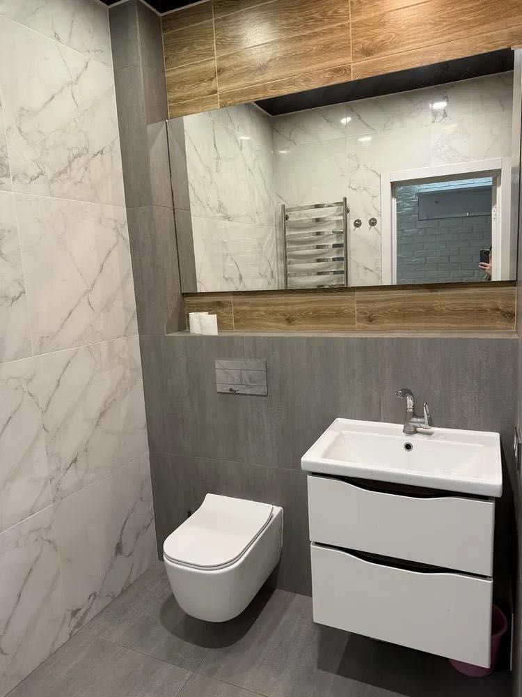 Spacious 1-Bedroom Apartment with City View in Shchaslyvy Complex