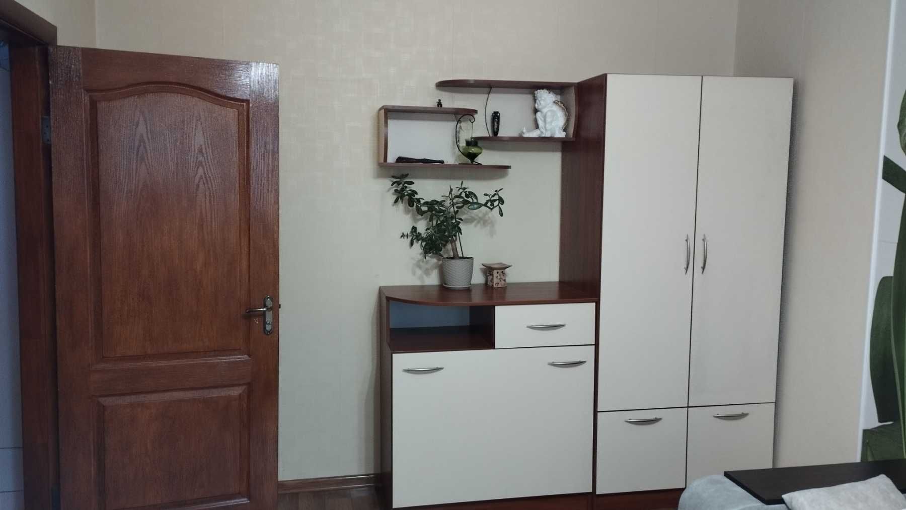 1-Bedroom Apartment near TsUM with Renovation and Amenities