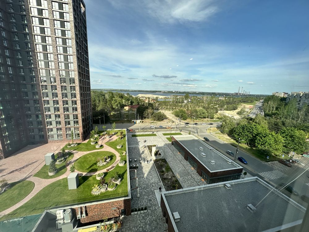 2-Room Apartment in River Park Complex, Naberezhna Peremohy Street