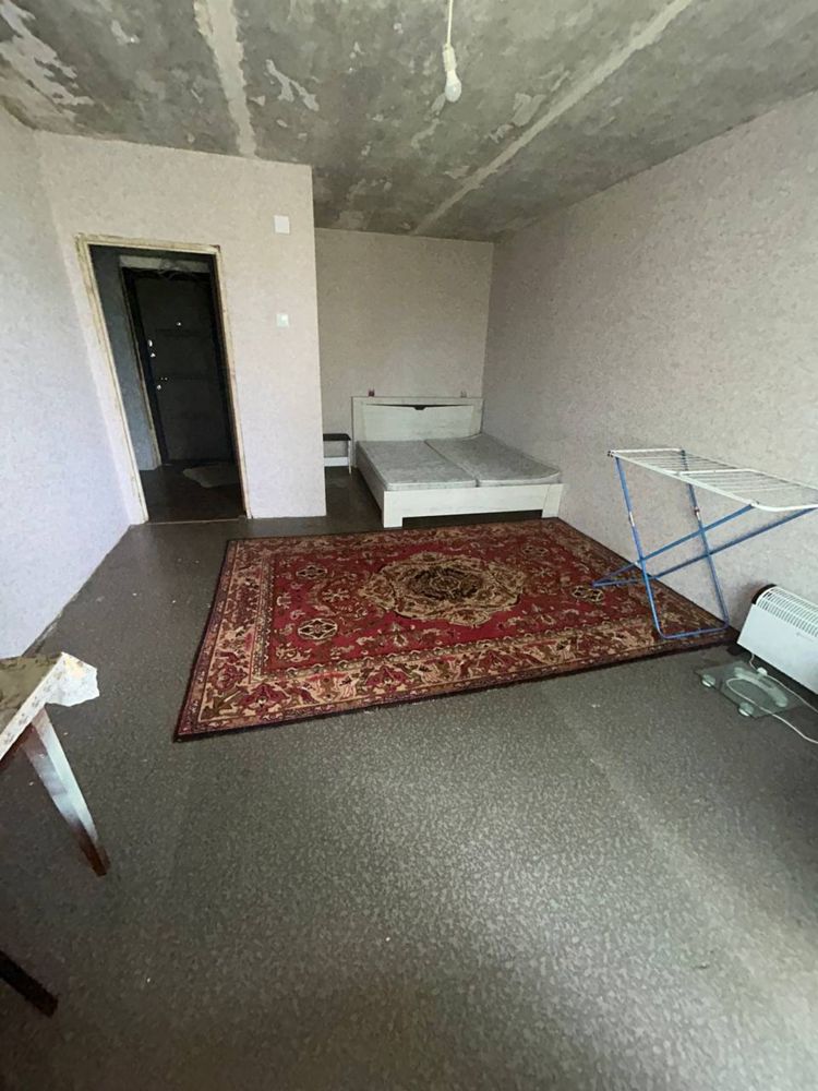1-Room Apartment on Mayakovskogo Street, 5th Floor of 9-Story Building