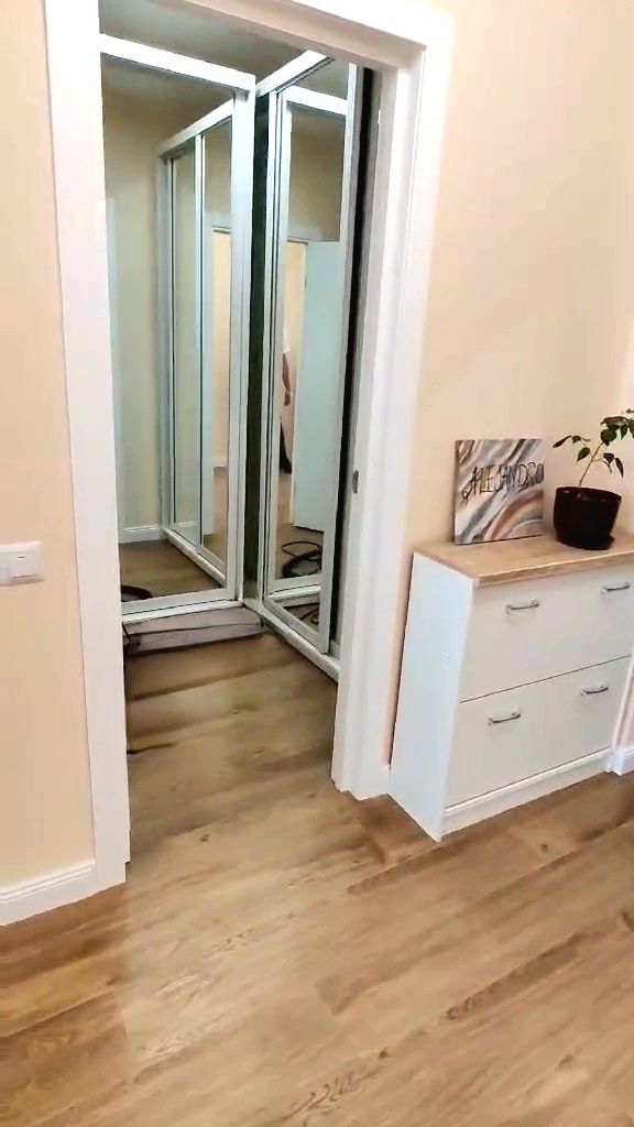 2-Room Apartment with Panoramic Dnipro River View in Great Complex