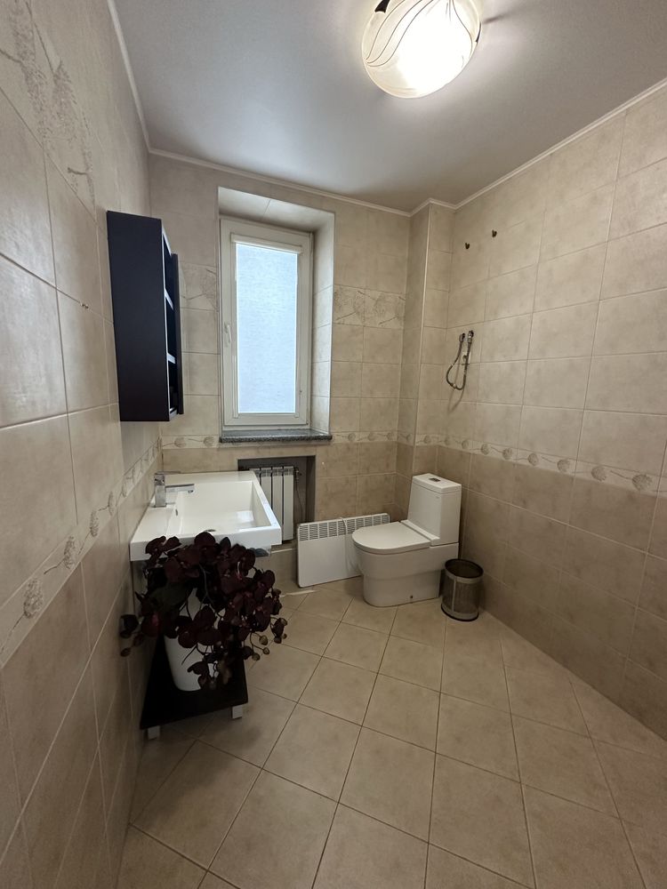Spacious 3-Bedroom Apartment in City Center