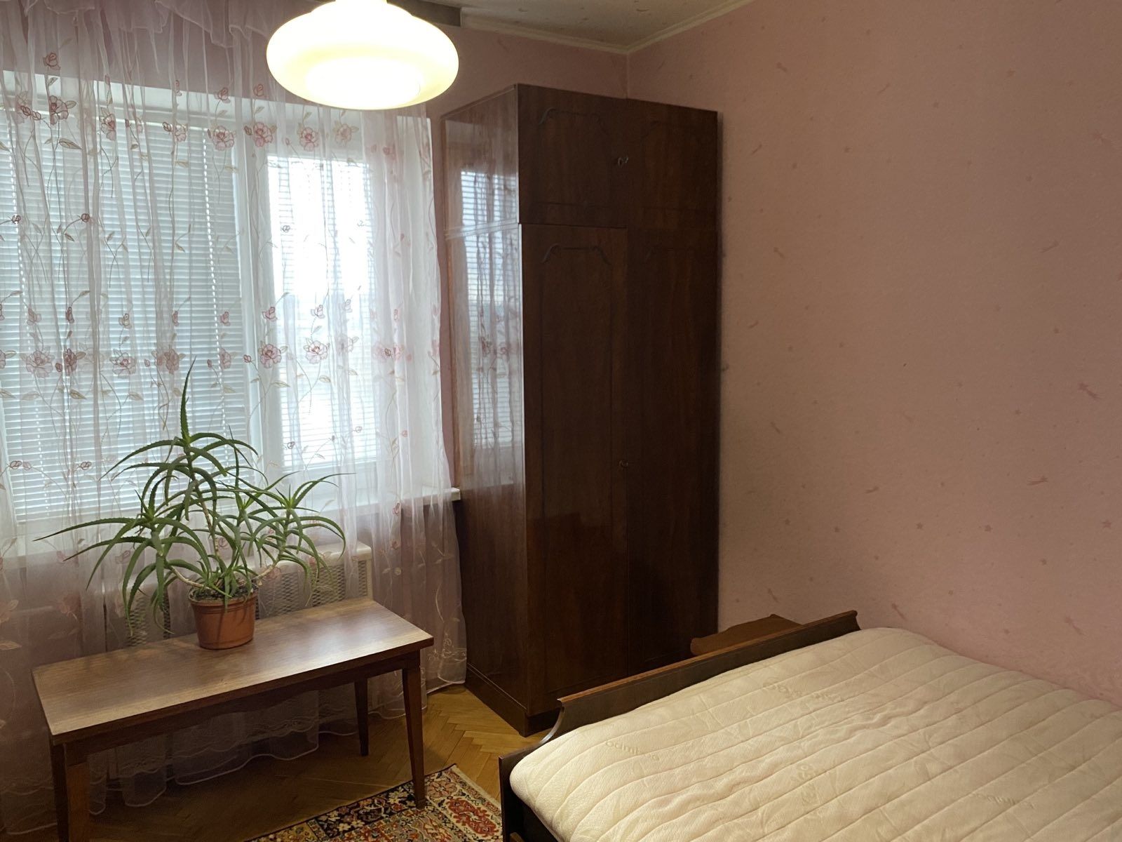 Furnished apartment on Ozyorna Street with beautiful view