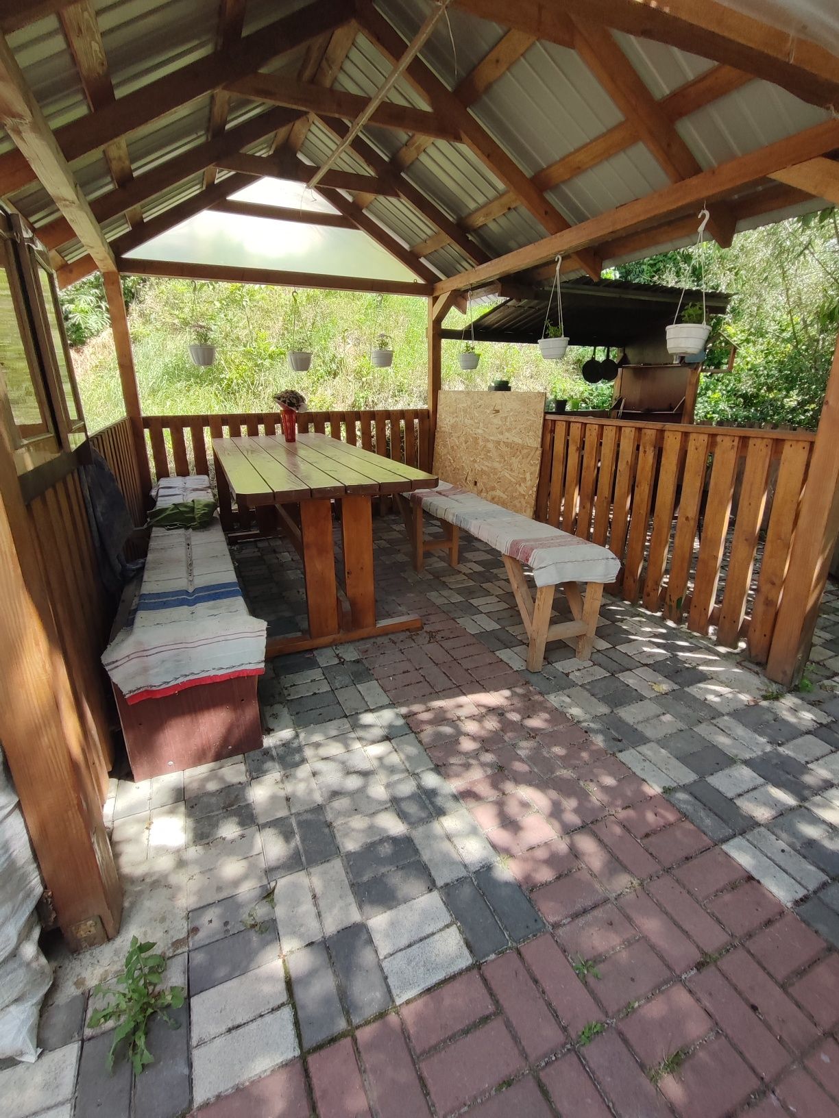 Spacious Two-Level Apartment in Uzhgorod with Amenities