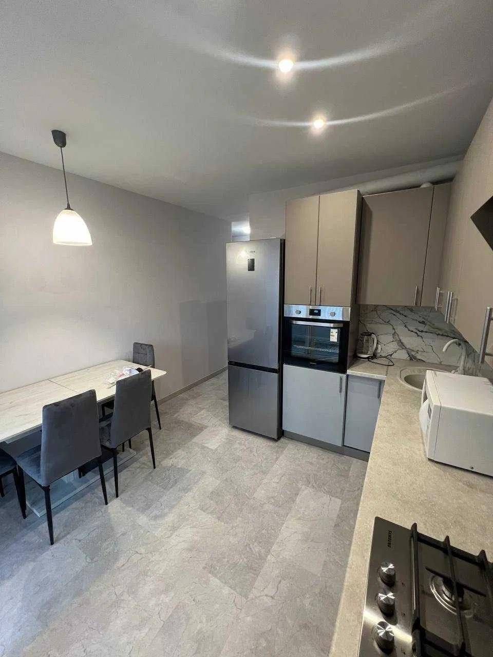 1-Bedroom Apartment in America Residential Complex