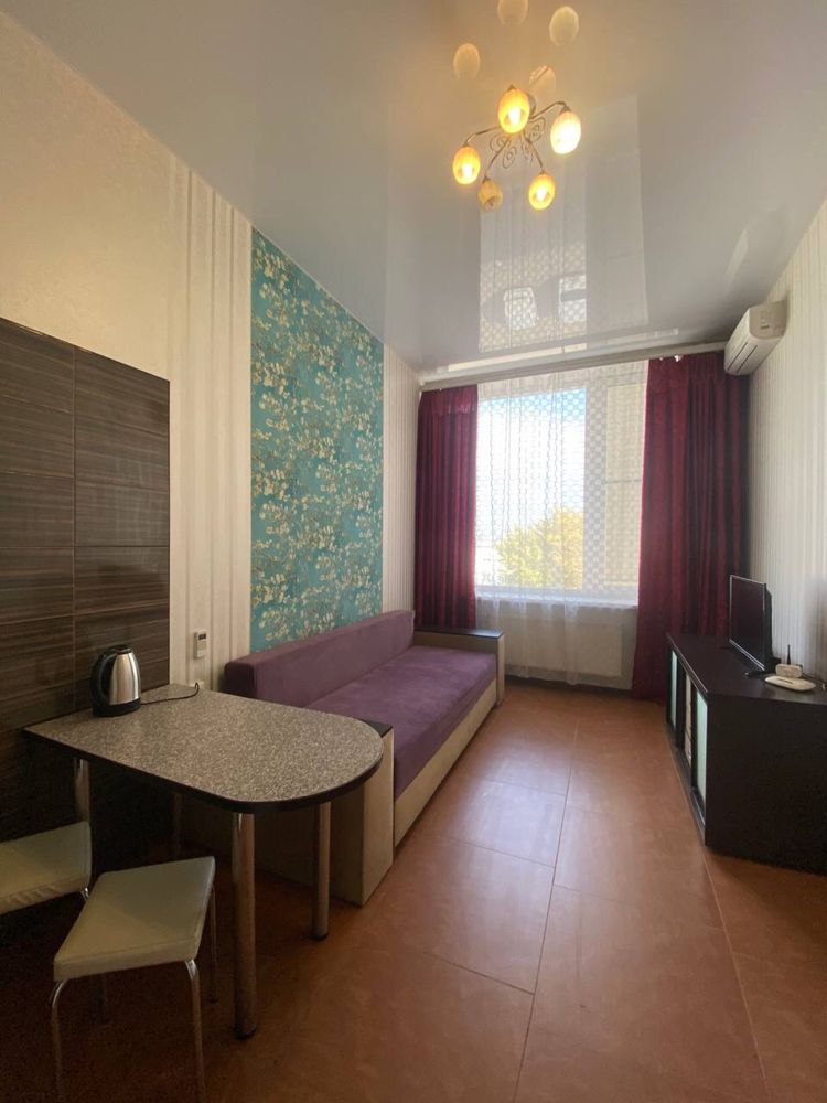 Modern Studio Near Metro with Electric Heating
