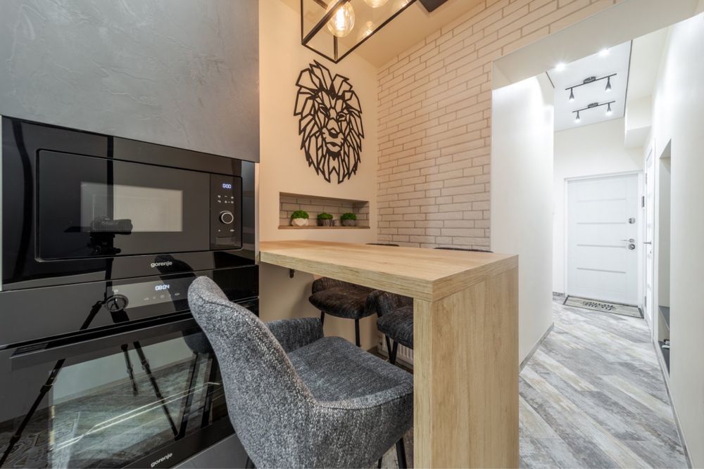City Center Apartment with Designer Renovation and Modern Amenities