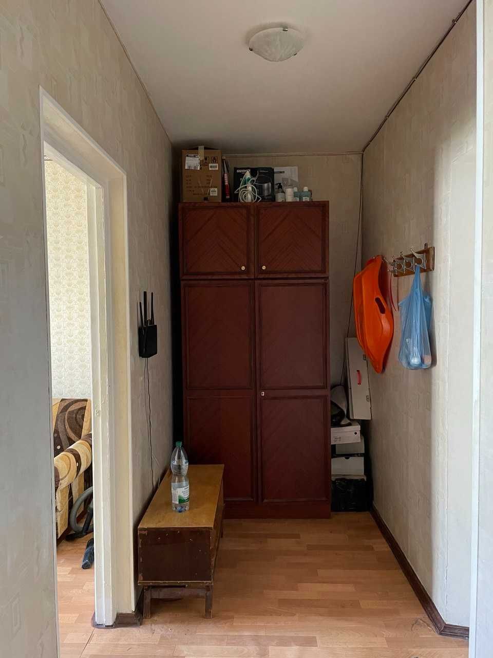 One-bedroom apartment near metro with large loggia