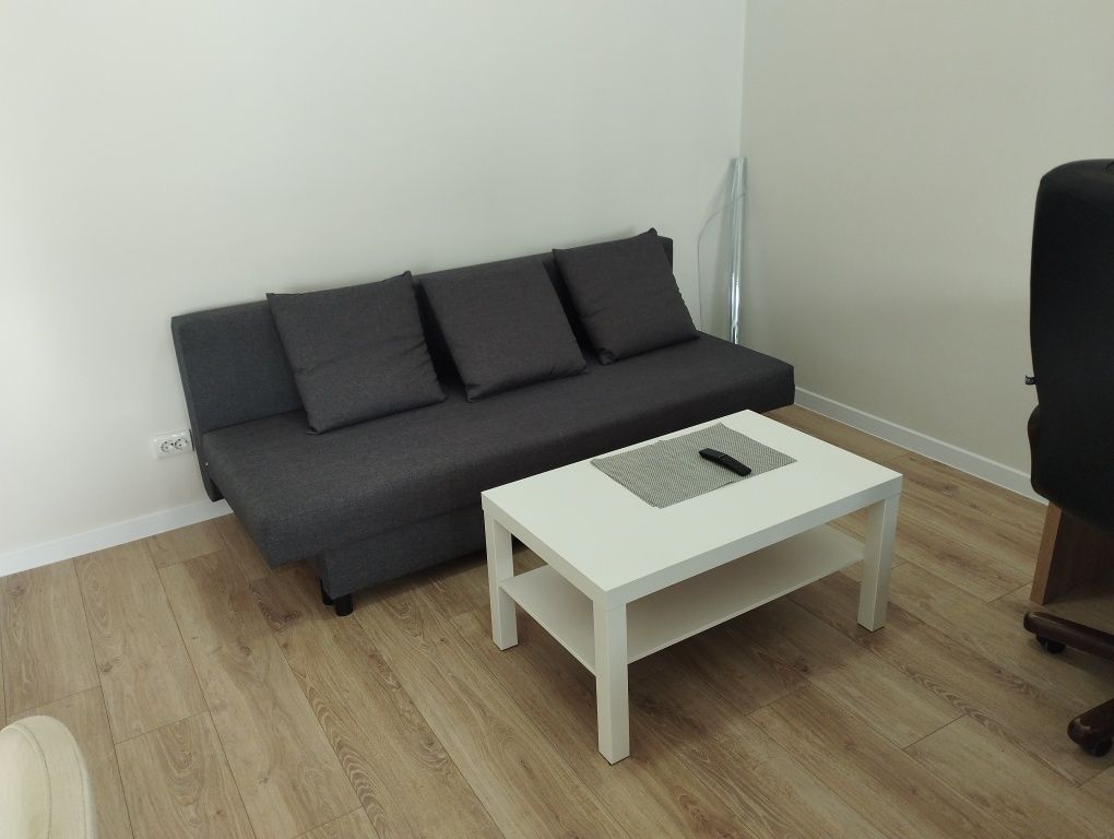 Newly renovated 1-bedroom apartment in Shevcheka Street with modern design