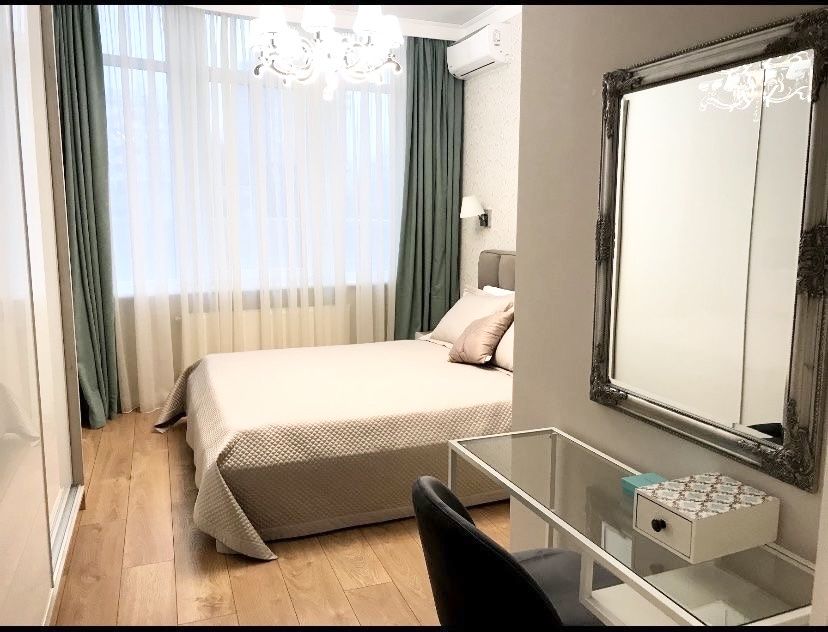 3-Room Apartment in Elite Complex near Park Shevchenko and Sea