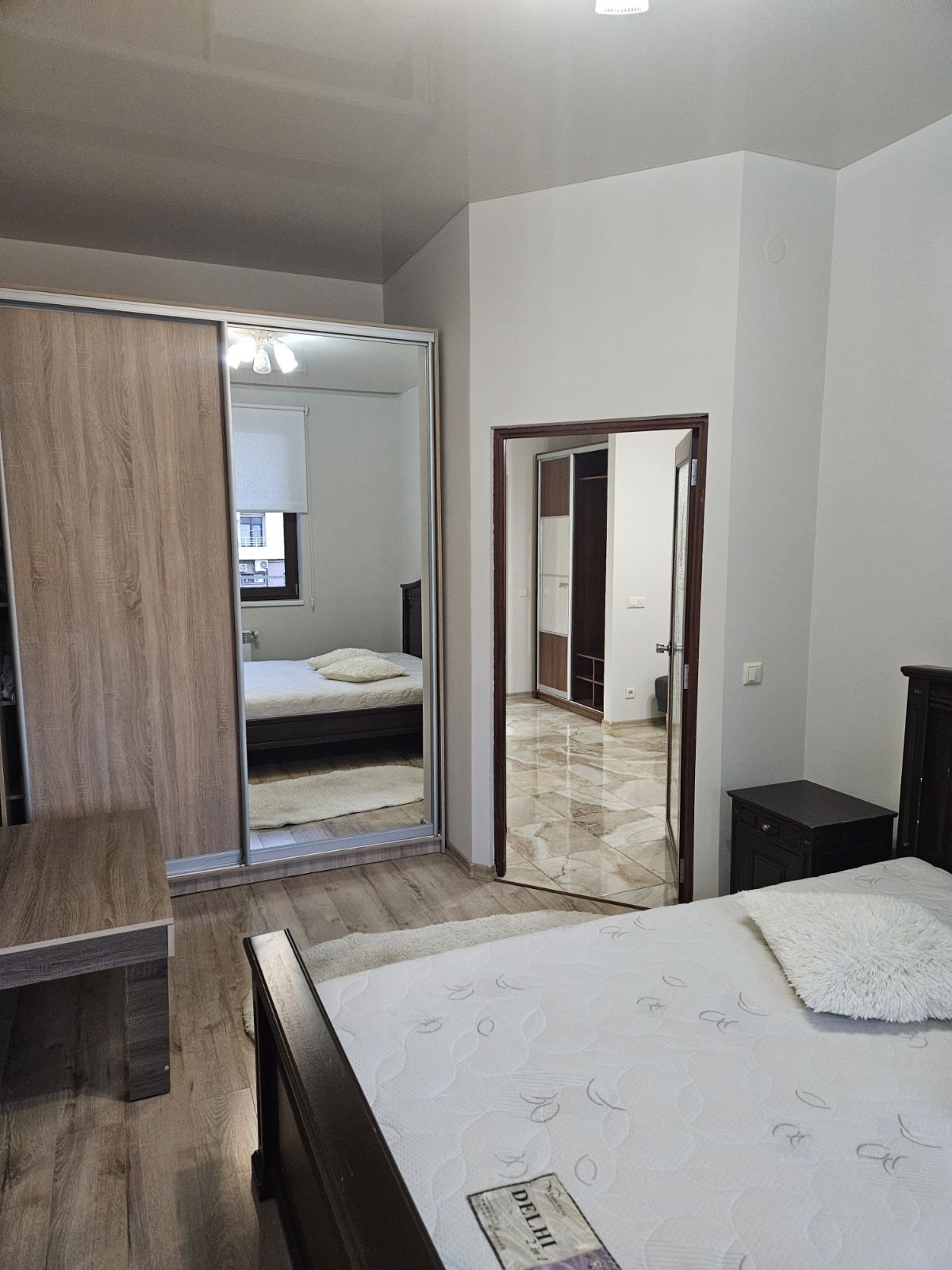 Modern 1.5 Bedroom Apartment Near Dastor Mall