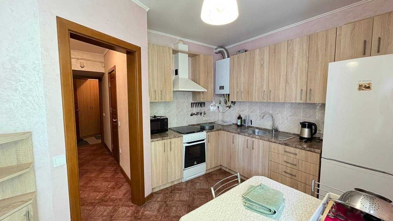 2-Room Apartment in City Center with Full Amenities