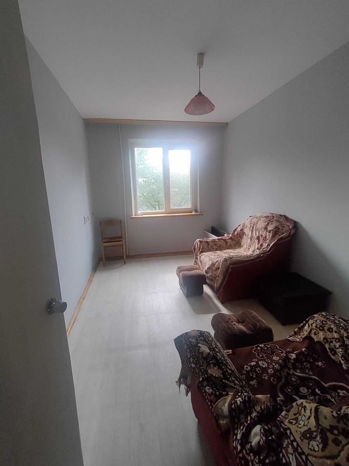 2-Room Apartment in Uzhhorod, Chelyuskintsi Street, Near School and Kindergarten
