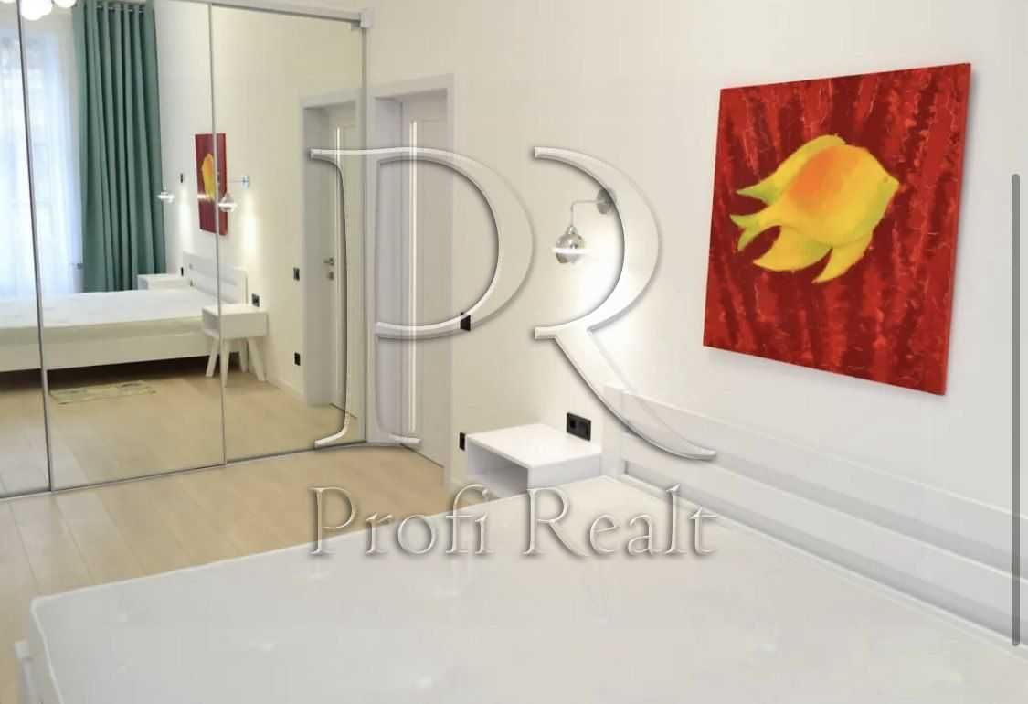 Cozy Apartment in Podil Historic District with Modern Amenities