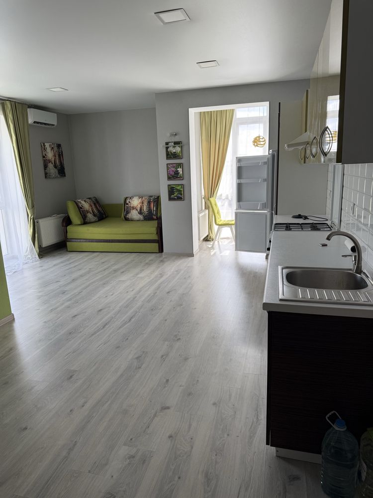 Studio Apartment in Sviatopetrivske, Fully Furnished with Modern Amenities