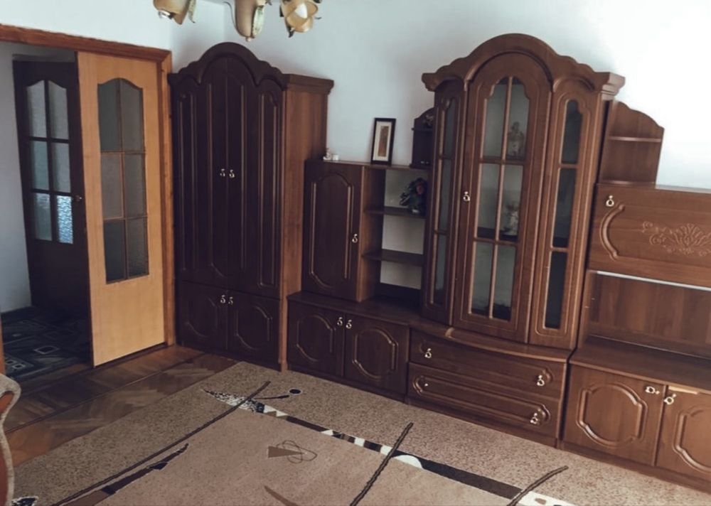 Student-Friendly 3-Room Apartment with Plasma TV