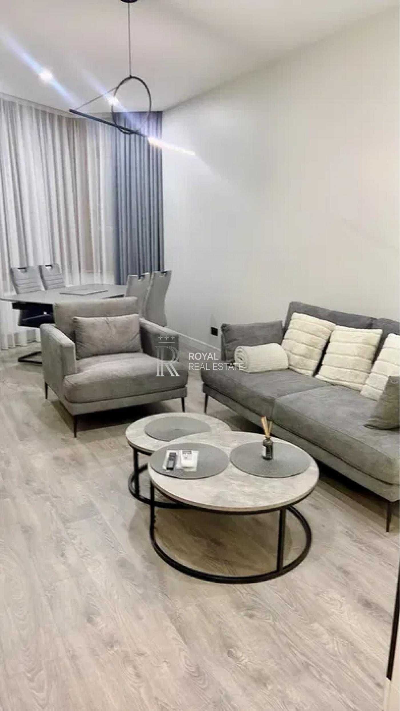Luxurious 180m² Designer Apartment in City Center