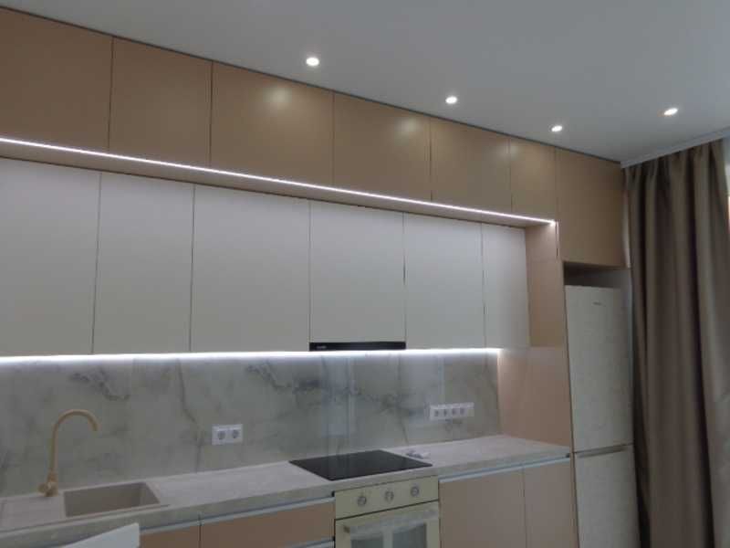 Bright, Spacious 1-Bedroom Apartment with Modern Euro Renovation