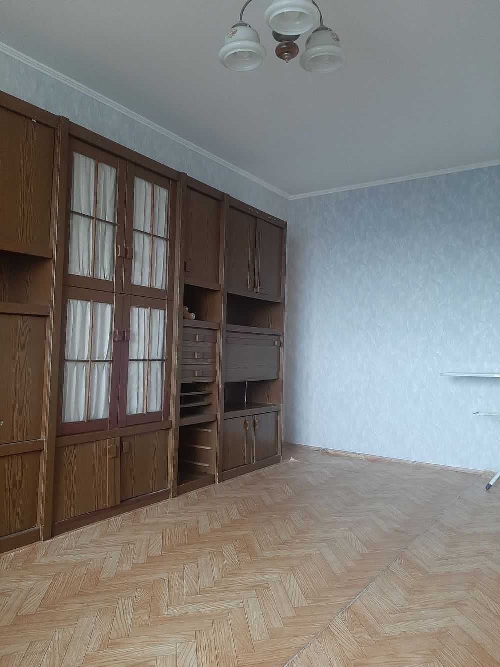 Two-room apartment in Vyshhorod, 60 sq.m., 10th floor, family-friendly