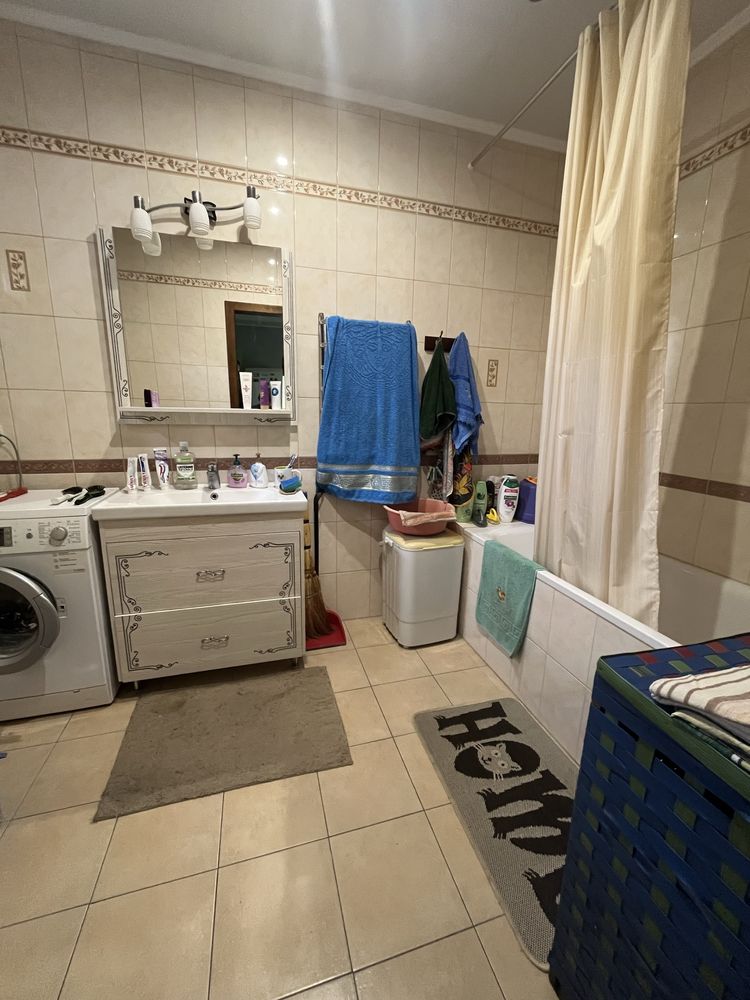 Cozy Room with Essential Amenities