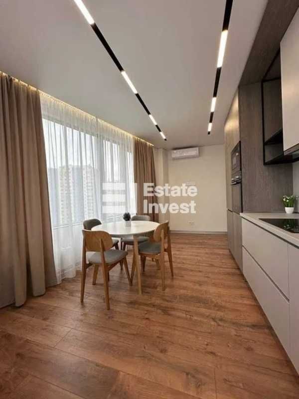 2-Bedroom Apartment in Metropolis Complex near VNDH
