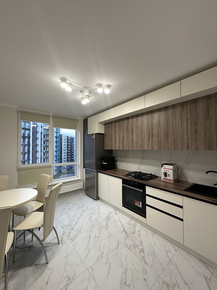 1-Bedroom Luxury Apartment in Family Plaza Complex