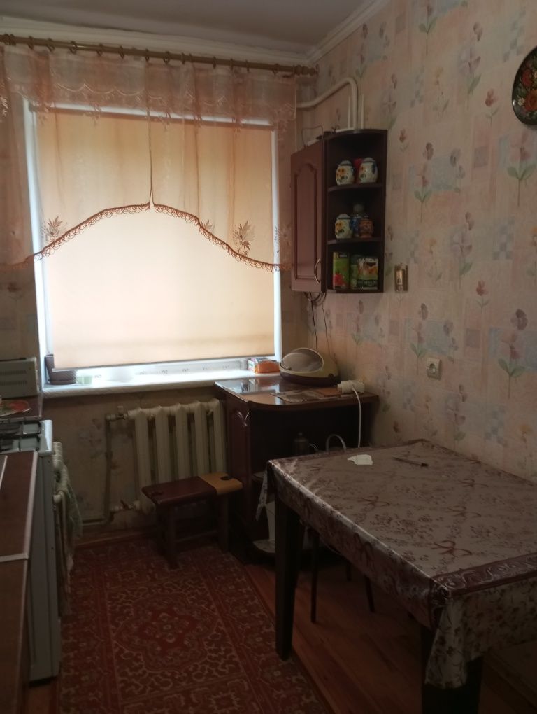 1-Room Apartment on Ivan Franko Street with Autonomous Gas Heating